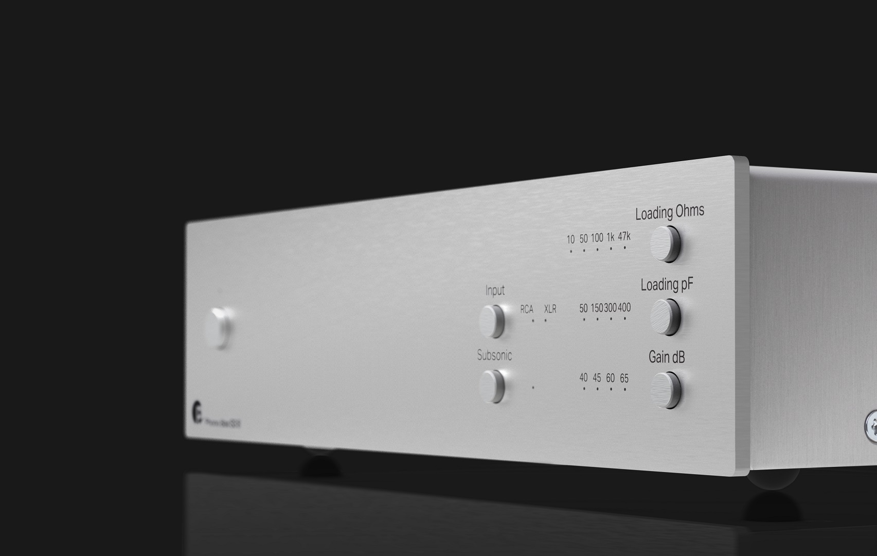 Pro-Ject Phono Box S3 B, zadní panel se symetrickým XLR a RCA výstupy a logem True Balanced Connection