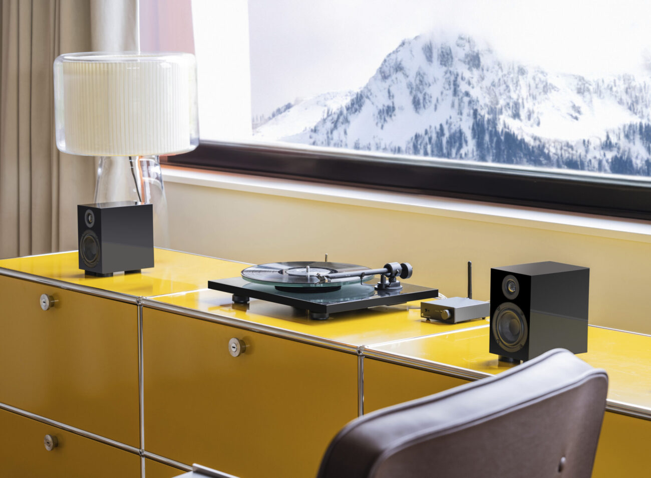 T1 Evo Stereoboxs3bt Sb3e Lifestyle 2